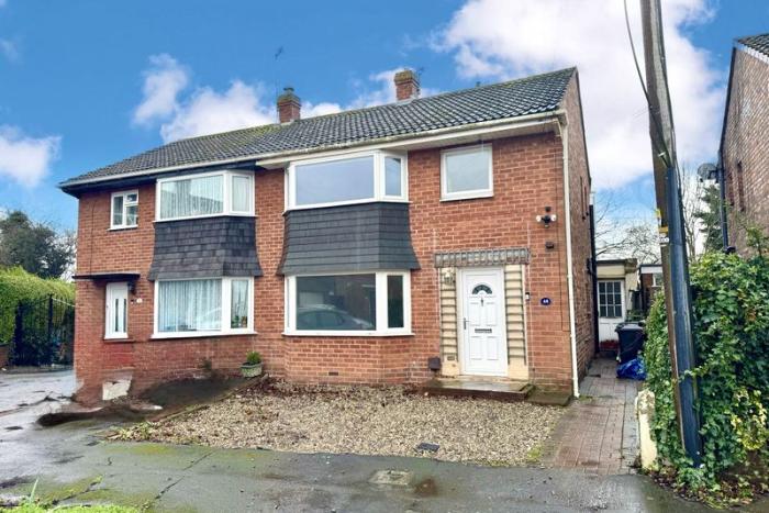 Photo 10 Photo 10